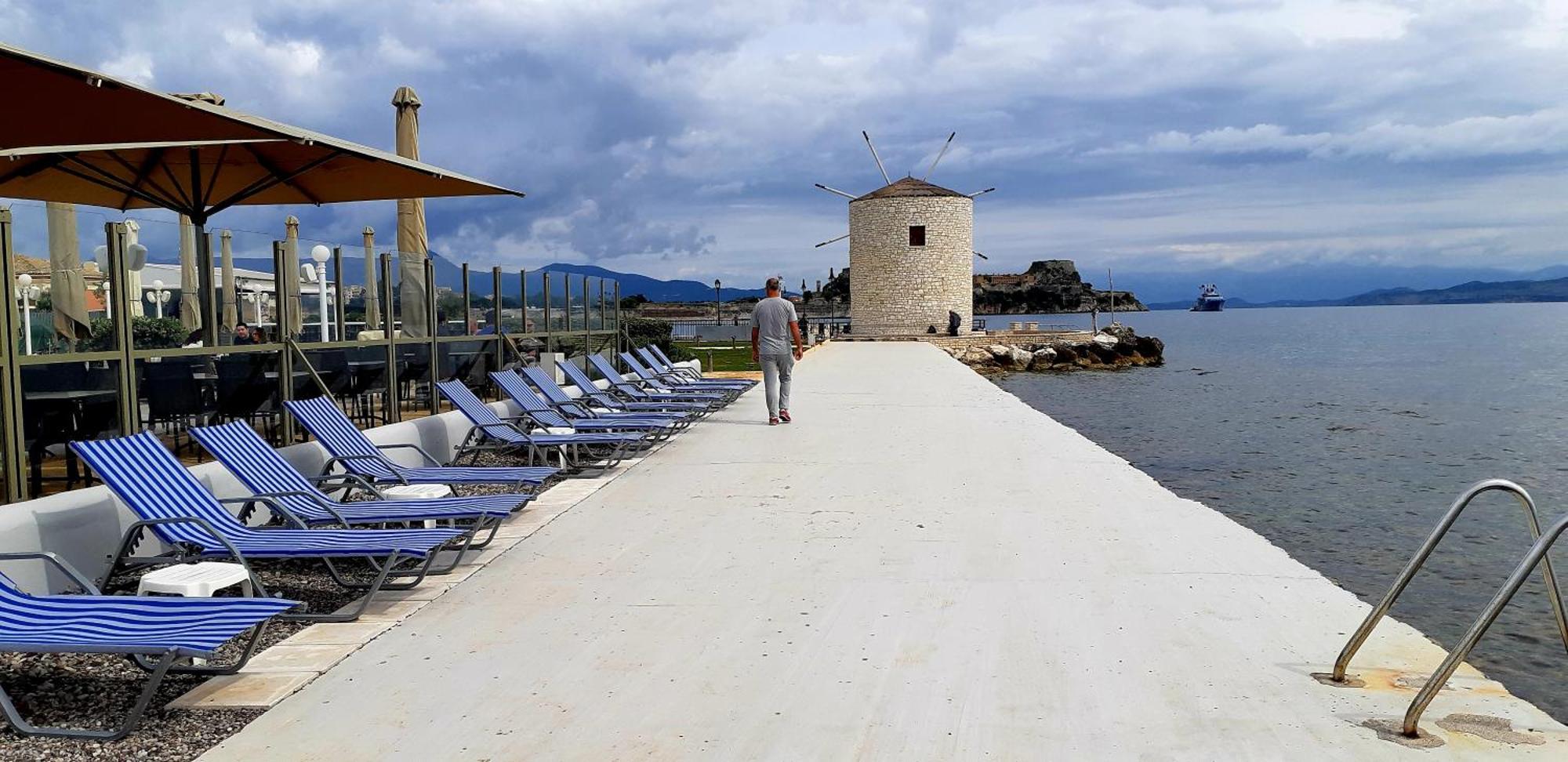 Aay- Best Corfu Town & Sea Apart 2Bedroom Renovated + Lift / Comfy&Design+Wifi Екстер'єр фото