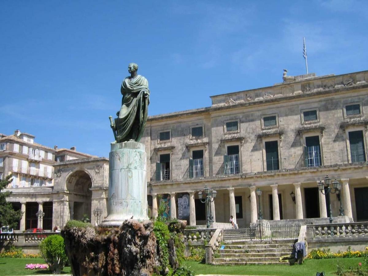 Aay- Best Corfu Town & Sea Apart 2Bedroom Renovated + Lift / Comfy&Design+Wifi Екстер'єр фото