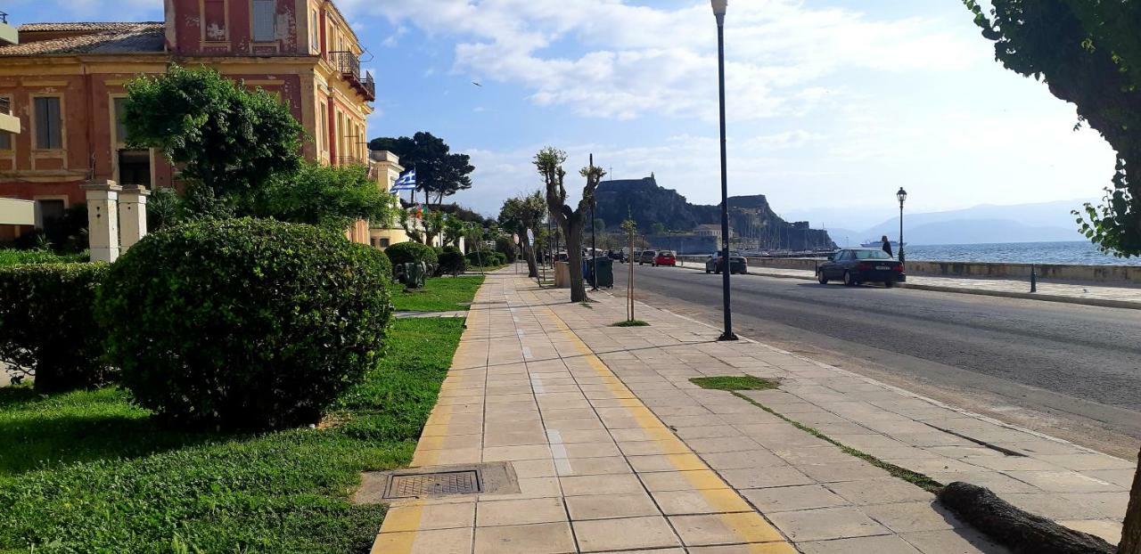 Aay- Best Corfu Town & Sea Apart 2Bedroom Renovated + Lift / Comfy&Design+Wifi Екстер'єр фото